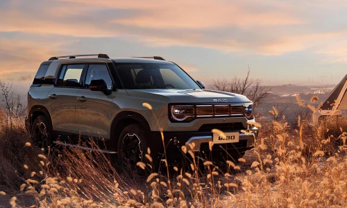 BJ30e - hybrydowy SUV 4x4