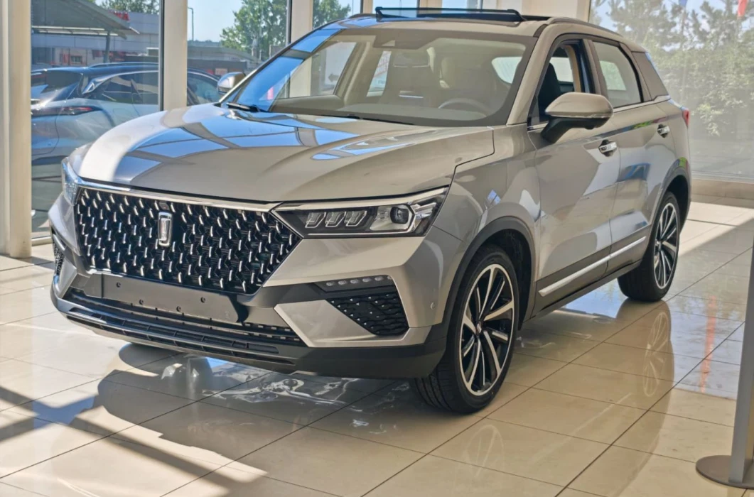 BESTUNE T77 1.5 160KM 7DCT ELEGANCE  C052