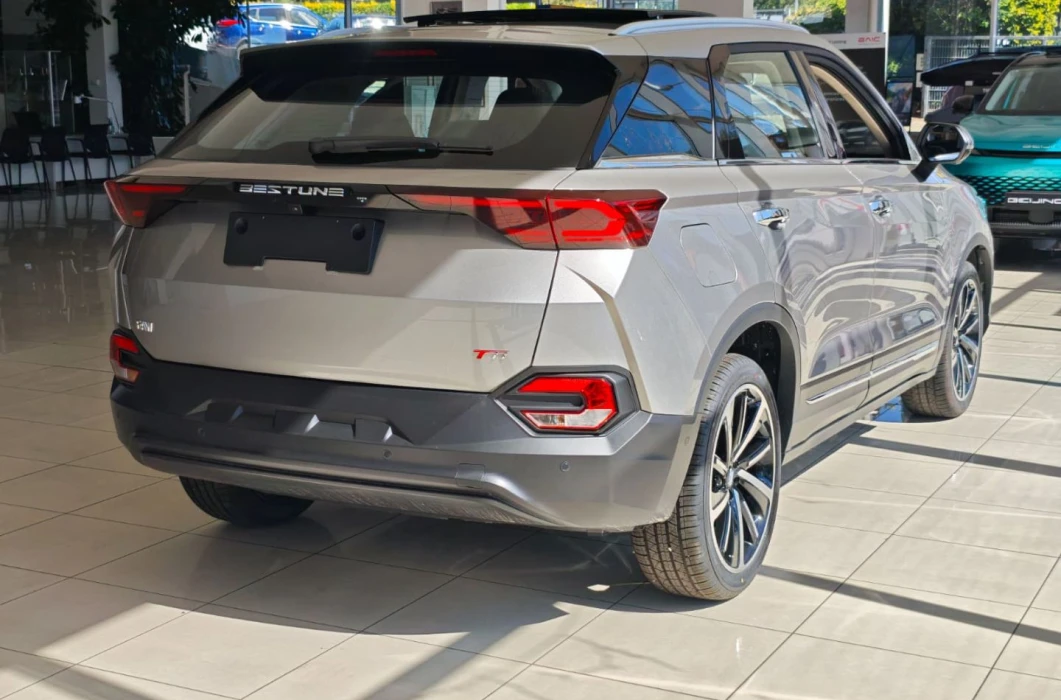 BESTUNE T77 1.5 160KM 7DCT ELEGANCE  C052