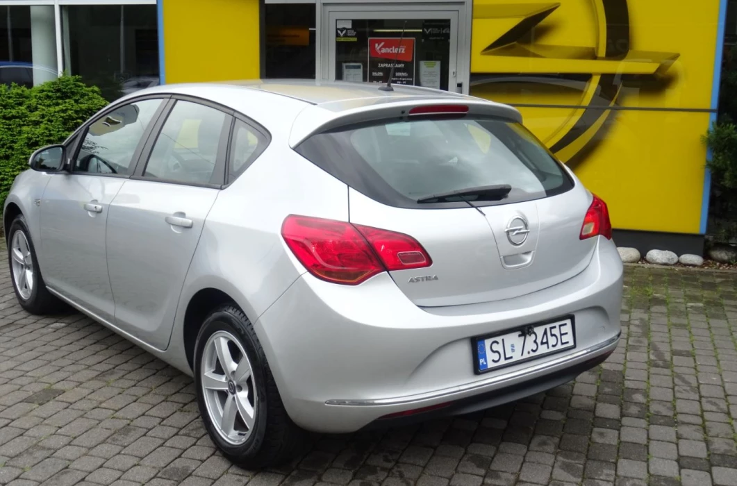 OPEL Astra Active