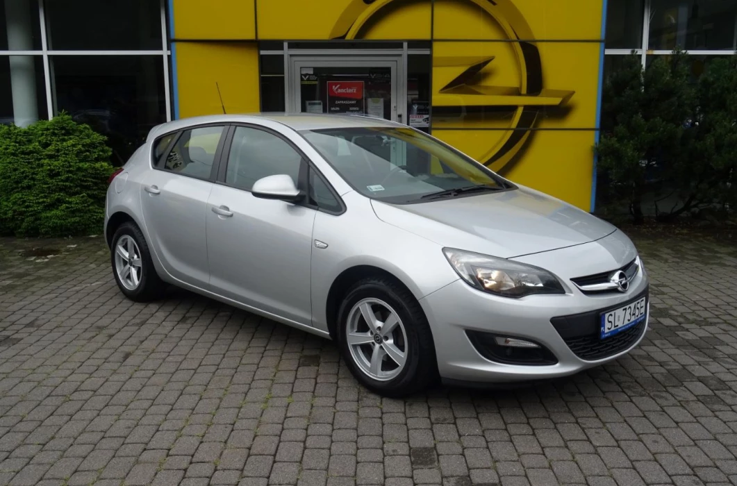 OPEL Astra Active