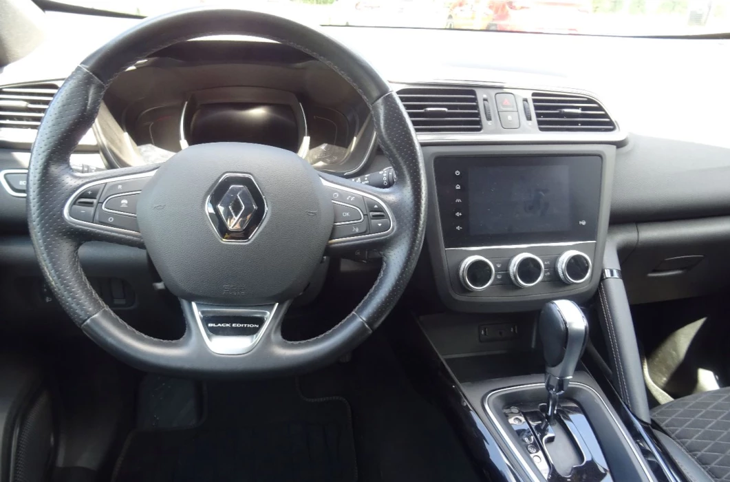 RENAULT KADJAR Black Edition