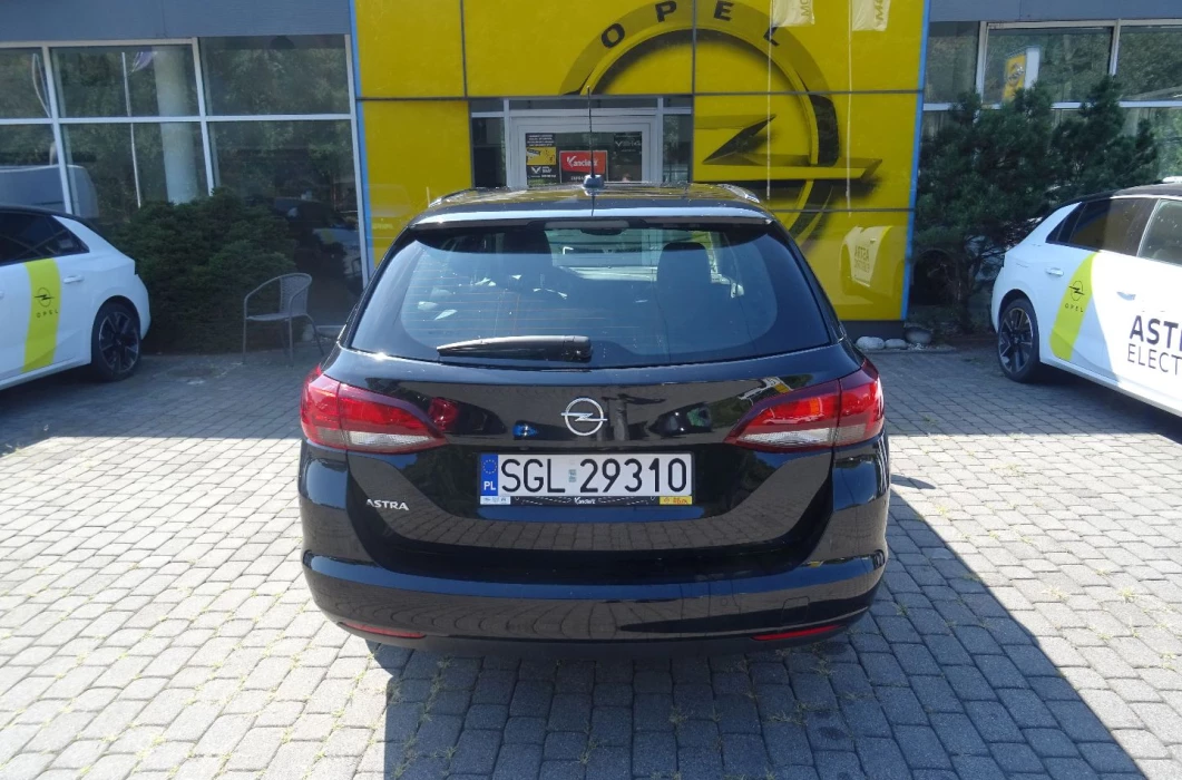 OPEL Astra 1.2 145 KM DESING-TECH 