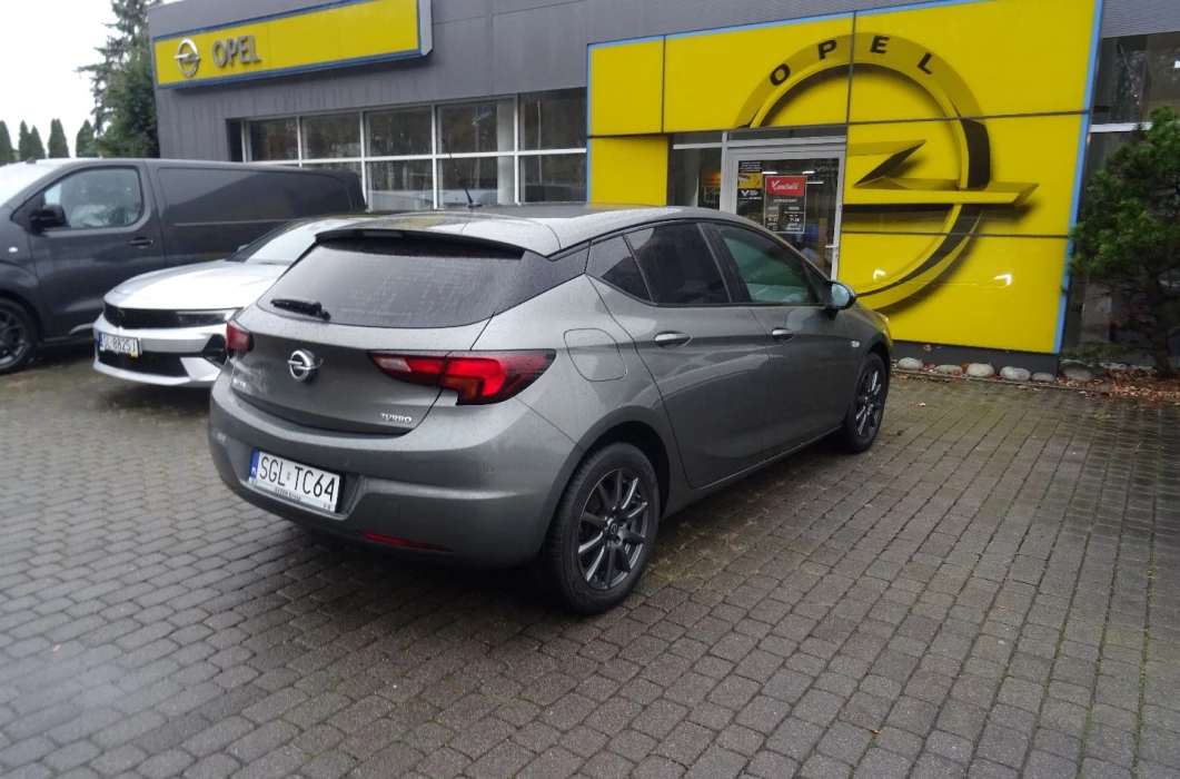 OPEL Astra 1.4 125 KM