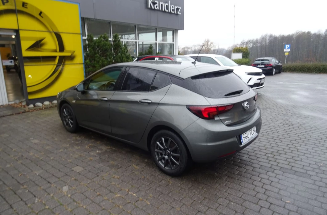 OPEL Astra 1.4 125 KM