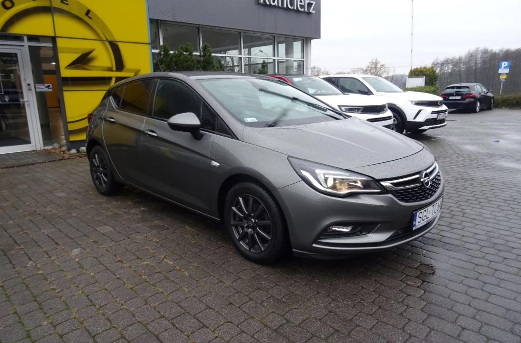 OPEL Astra 1.4 125 KM