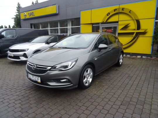 OPEL Astra 1.4 125 KM