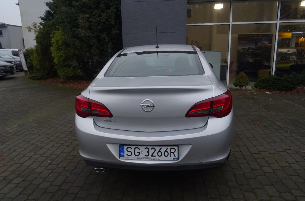 OPEL Astra 1.4 140 KM LPG