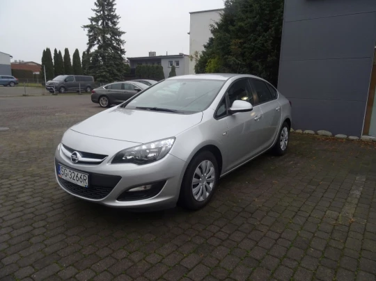 OPEL Astra 1.4 140 KM LPG