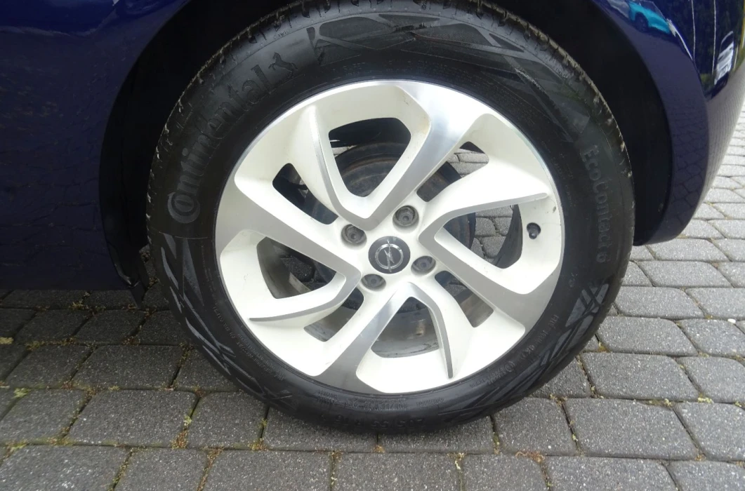OPEL ADAM 1.2 70 KM 