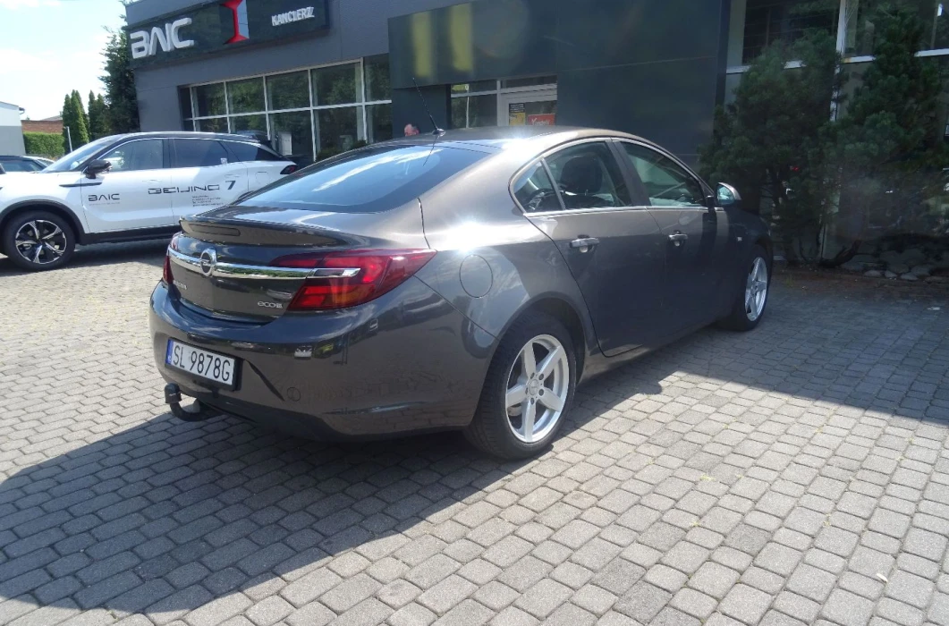 OPEL Insignia 2.0  