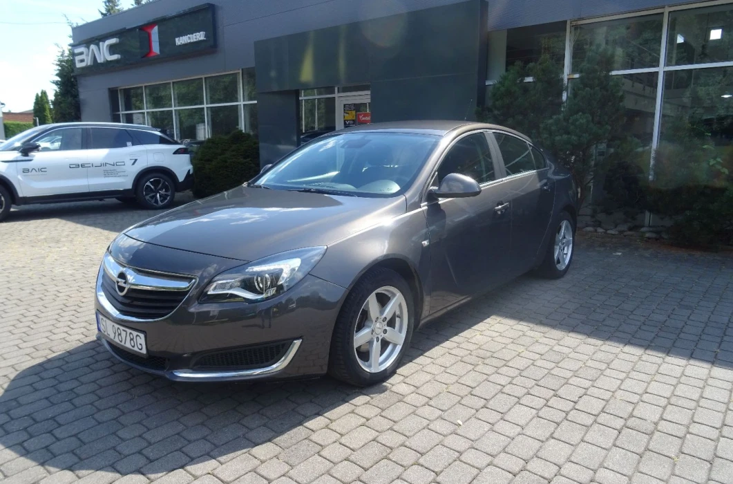 OPEL Insignia 2.0  