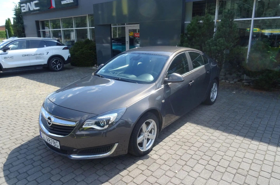 OPEL Insignia 2.0  