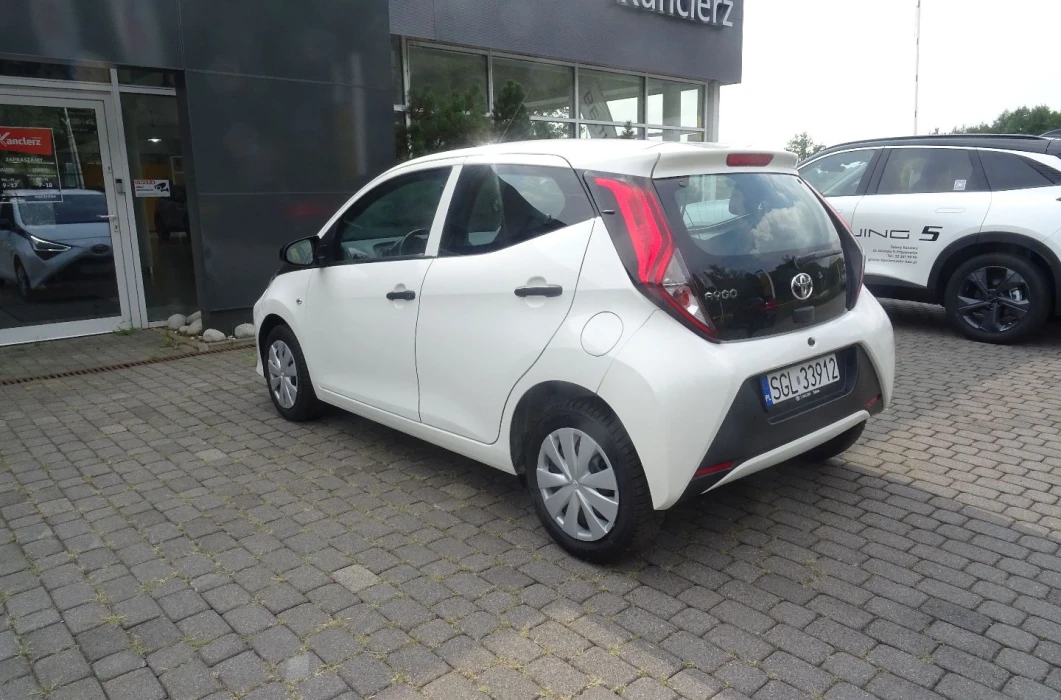 TOYOTA AYGO 1.0 72 KM