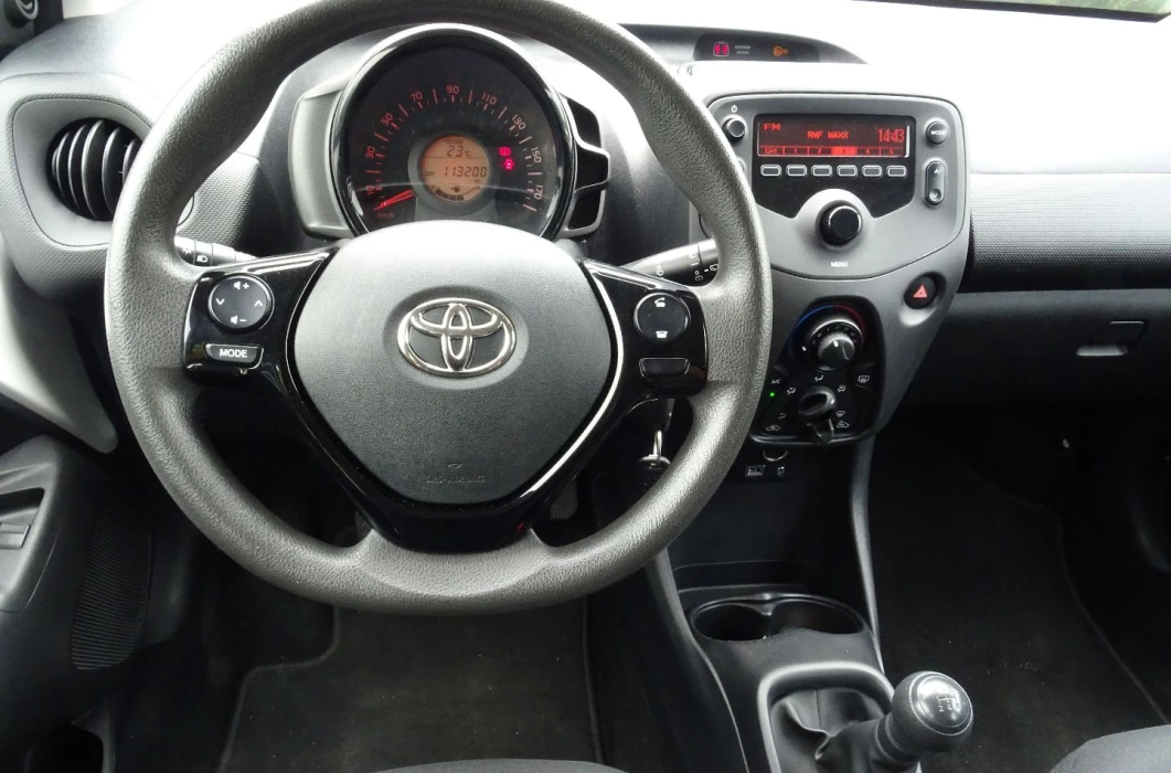TOYOTA AYGO 1.0 72 KM