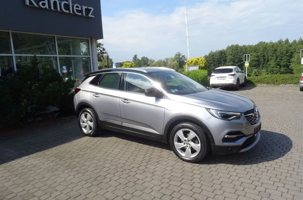 OPEL Grandland 1.2 130 KM 