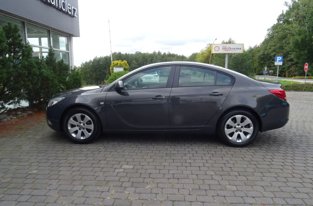OPEL Insignia 1.8 140 KM