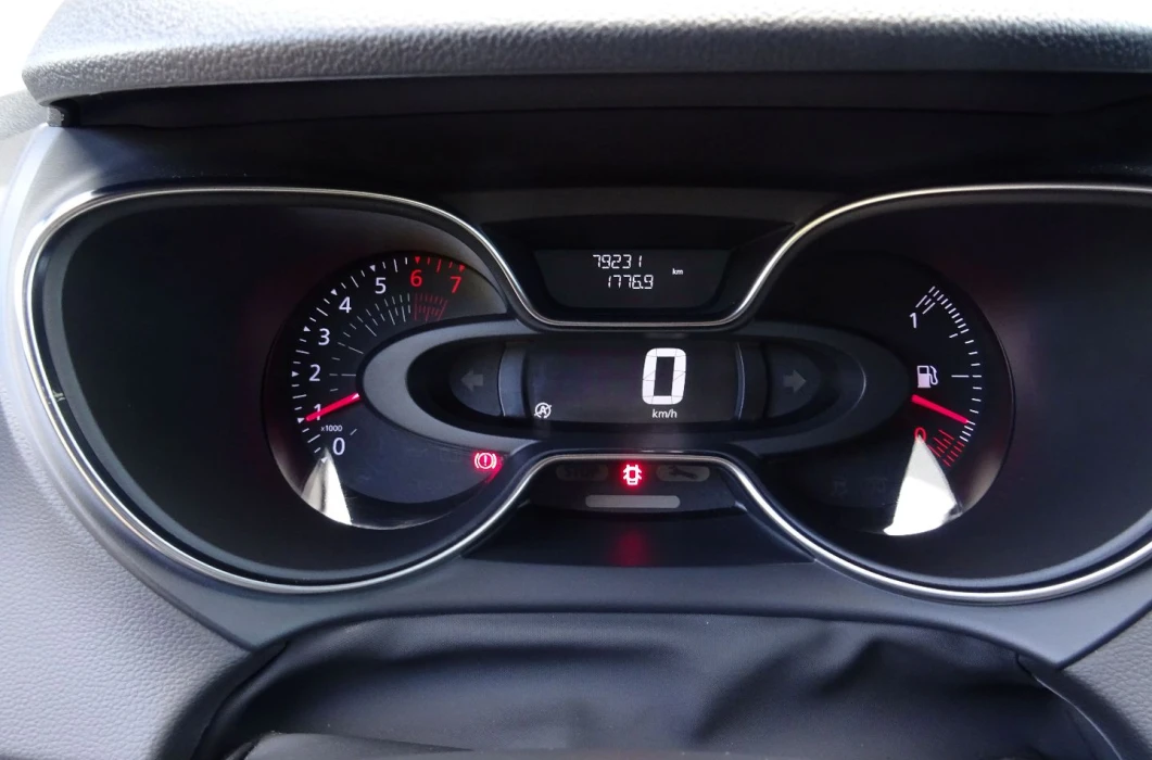 RENAULT CAPTUR  90 KM