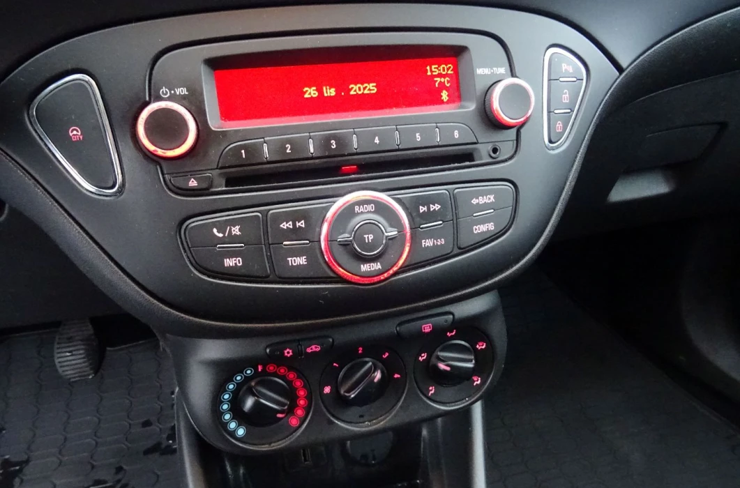 OPEL Corsa 1.2 75 KM