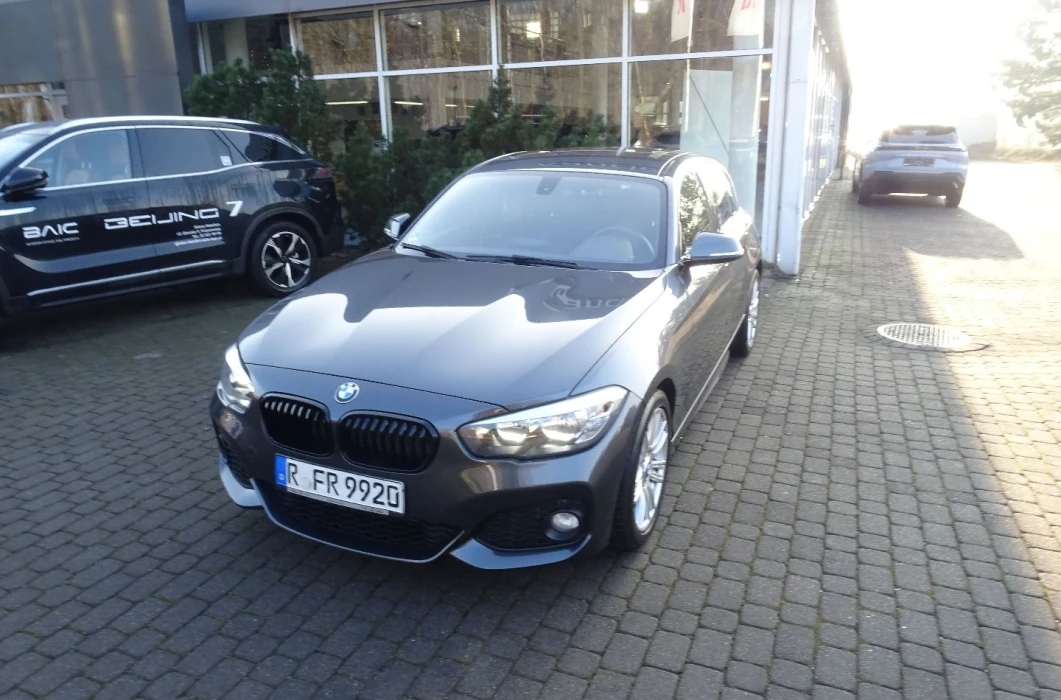 BMW SERIA 1  1.5 109 KM