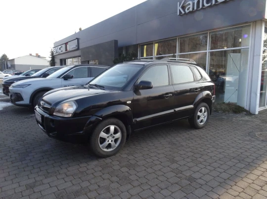 HYUNDAI TUCSON 2.0  150 KM