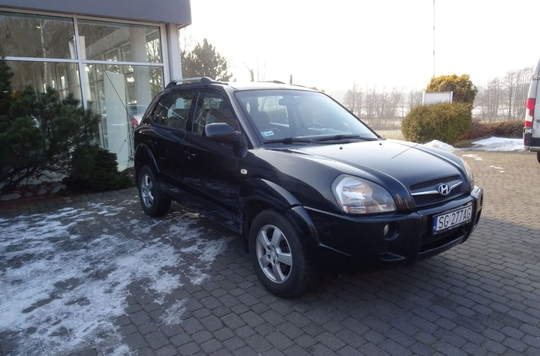 HYUNDAI TUCSON 2.0  150 KM