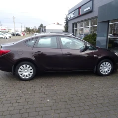 OPEL ASTRA SEDAN 1.4 TURBO