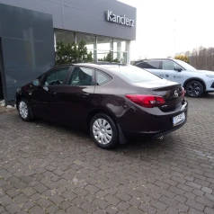 OPEL ASTRA SEDAN 1.4 TURBO