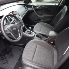 OPEL ASTRA SEDAN 1.4 TURBO