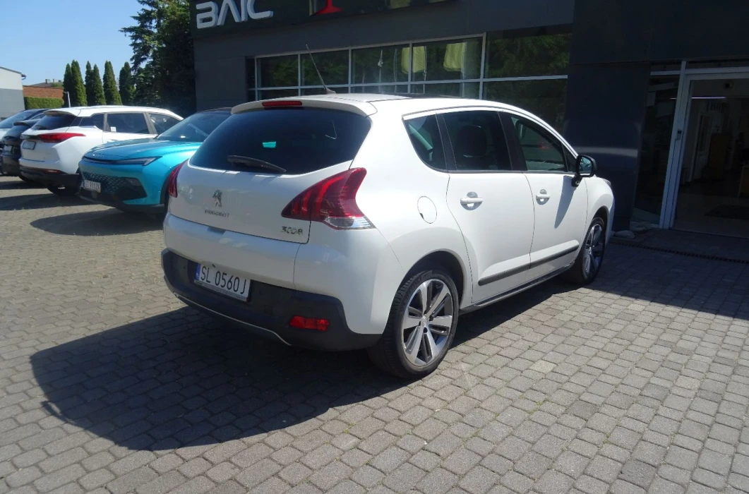 PEUGEOT 3008 1.2 130 KM 