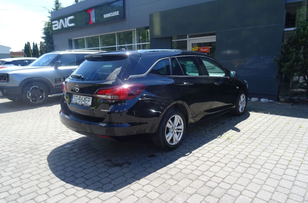 OPEL Astra 1.4 125 KM