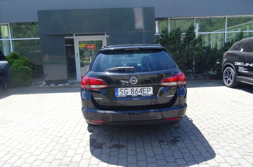 OPEL Astra 1.4 125 KM
