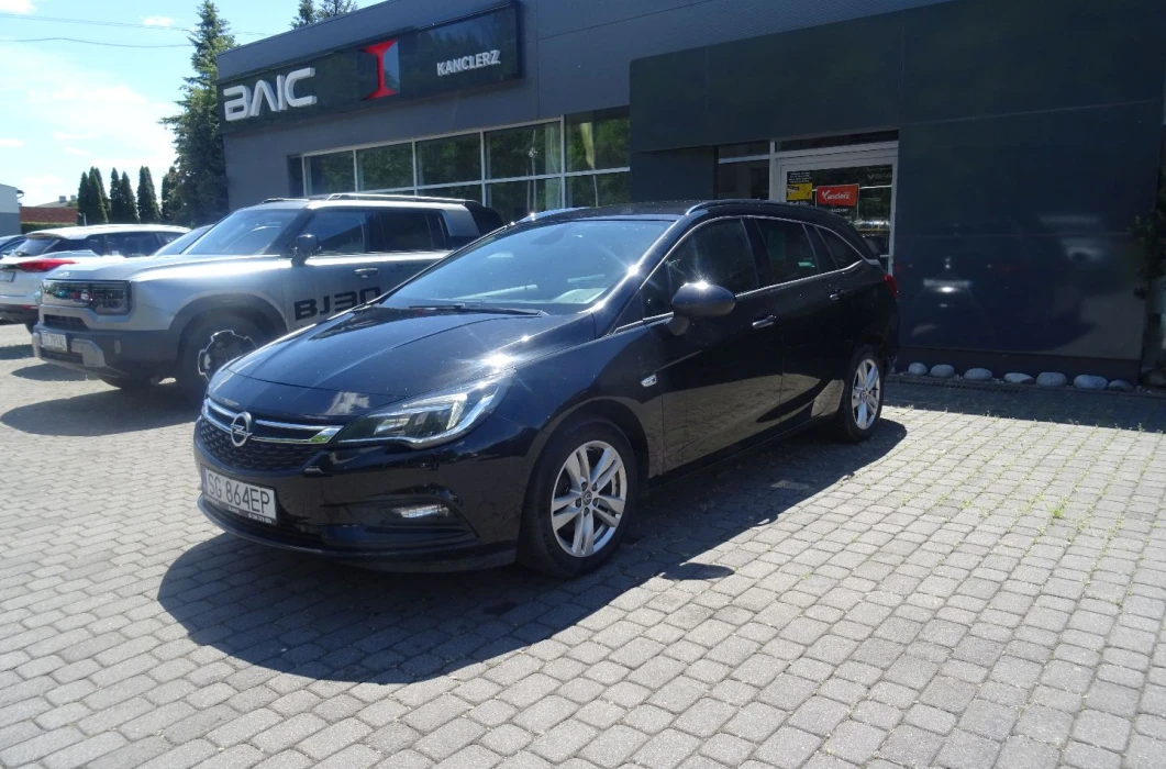 OPEL Astra 1.4 125 KM