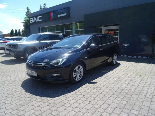 OPEL Astra 1.4 125 KM