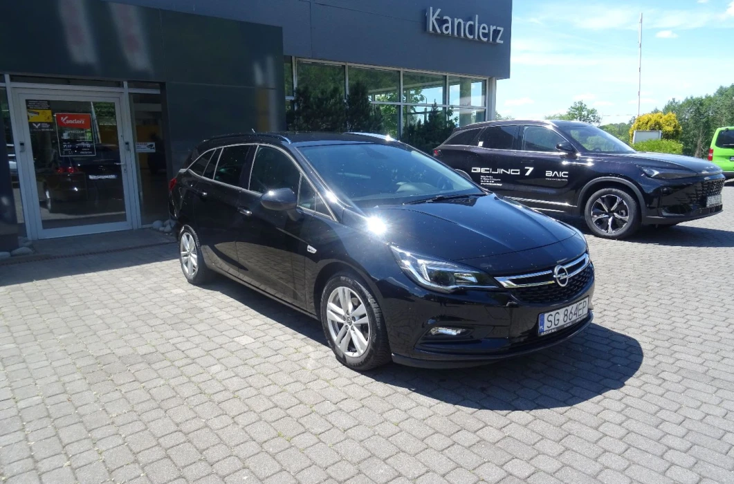 OPEL Astra 1.4 125 KM