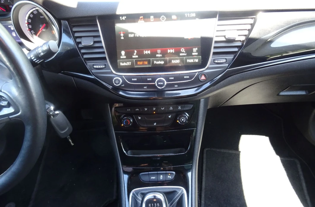 OPEL Astra 1.4 125 KM