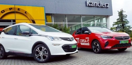 Zrównoważona mobilność z marką Opel - Samochody hybrydowe i elektryczne